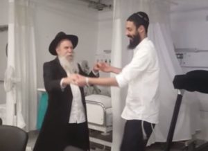 Read more about the article שמחת המבודדים 🎥 וידאו