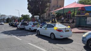 Read more about the article גלריה/ שניאור נבון